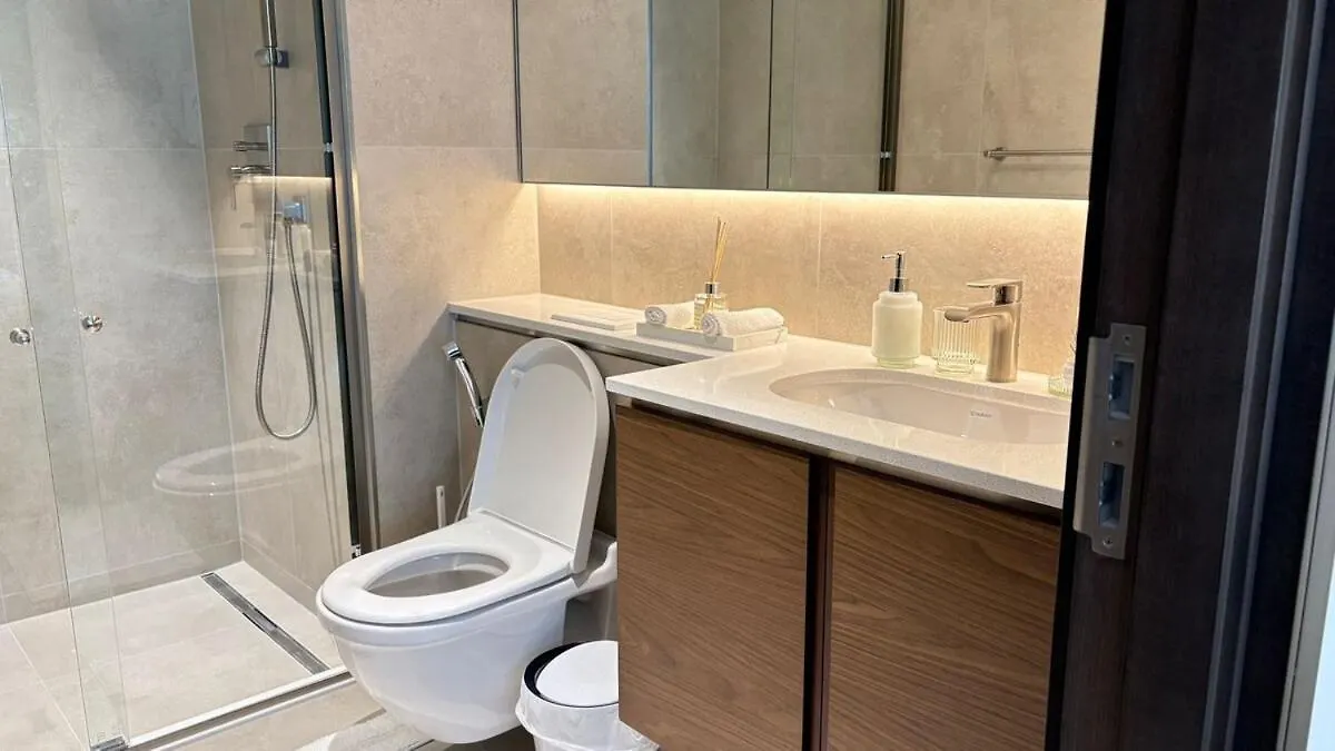 Modern 2 Bhk Apt Gym,Pool&More Dubai