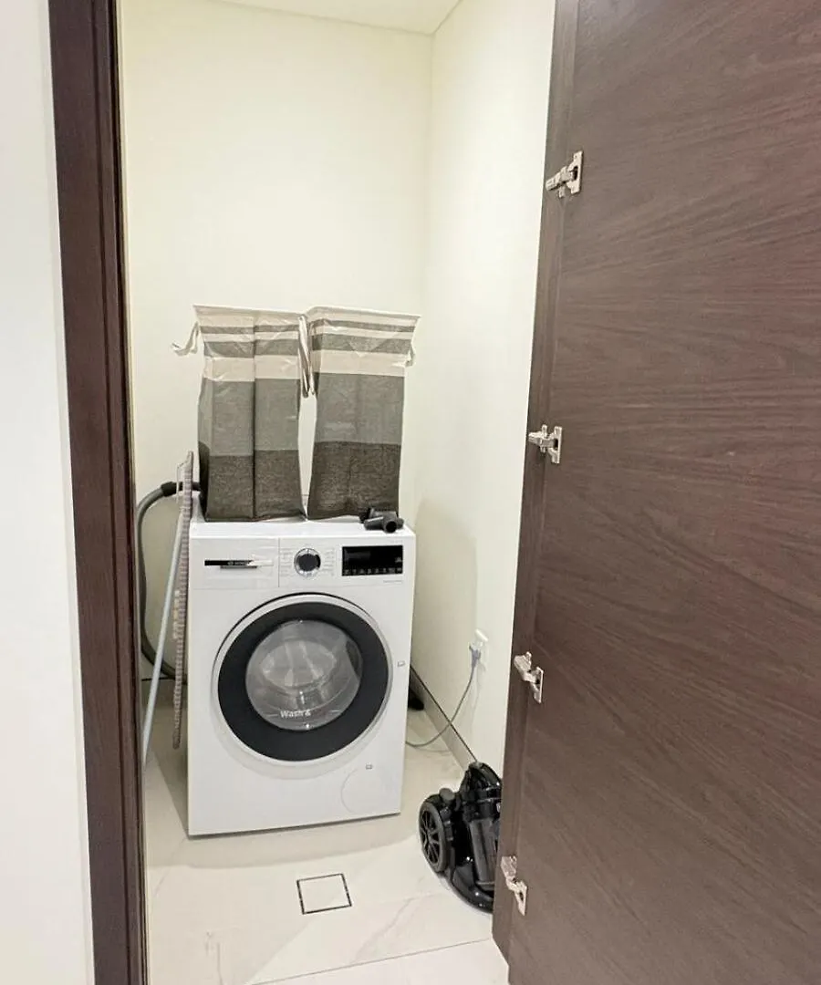 Apartment Modern 2 Bhk Apt Gym,Pool&More Dubai