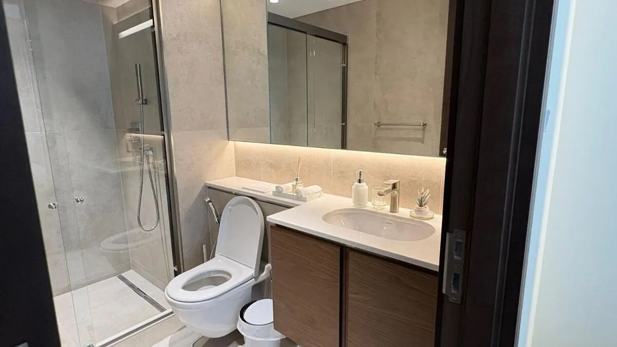 Modern 2 Bhk Apt Gym,Pool&More Dubai 0*,