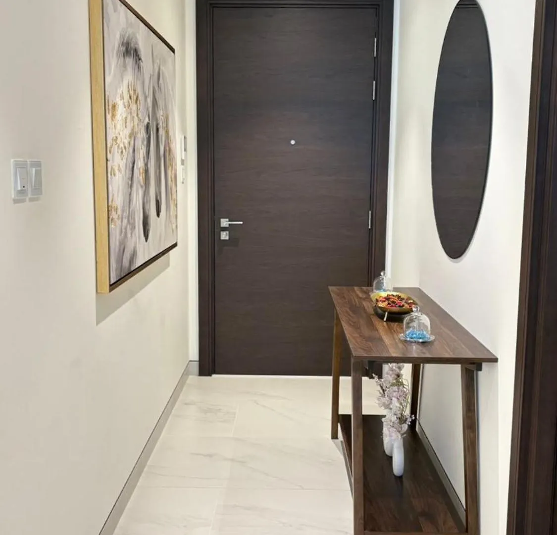 Modern 2 Bhk Apt Gym,Pool&More Dubai